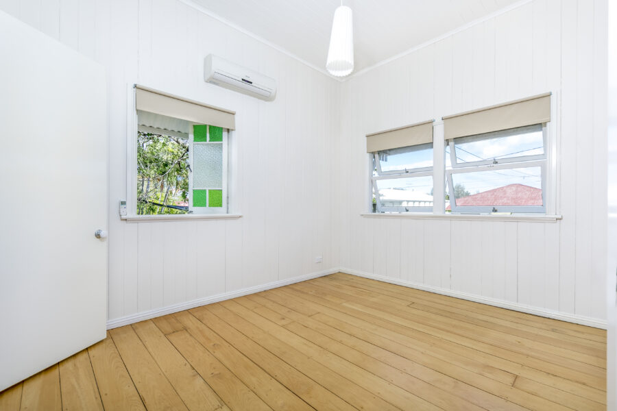 36 Peach St Greenslopes , QLD 4120 Australia