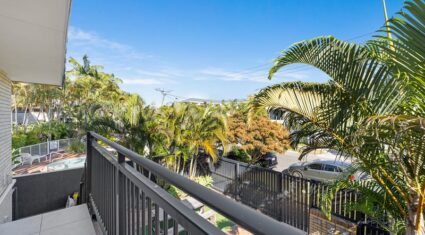 3/89 Petrel Ave Mermaid Beach , QLD 4218 Australia
