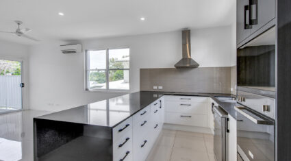 2/317 Melton Rd Nundah , QLD 4012 Australia