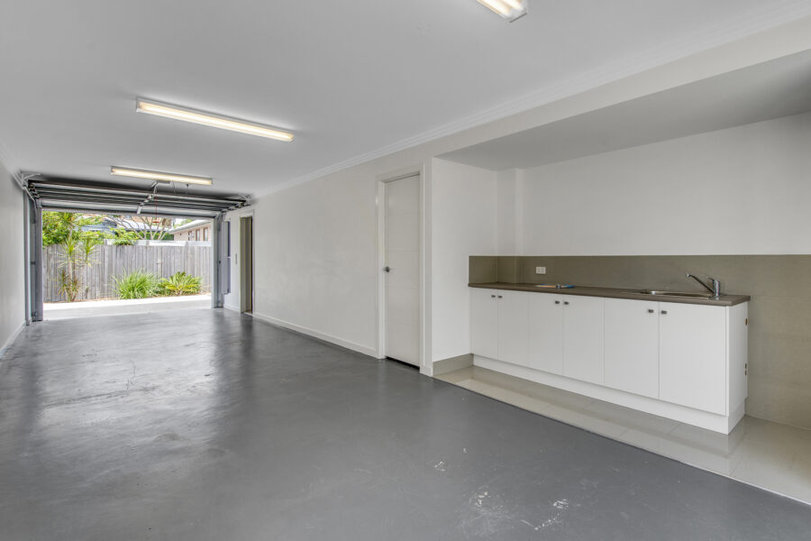 2/317 Melton Rd Nundah , QLD 4012 Australia