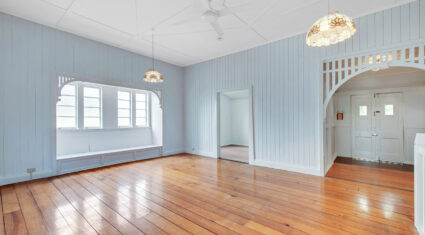 14 Fifth Ave Coorparoo , QLD 4151 Australia