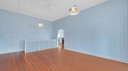 14 Fifth Ave Coorparoo , QLD 4151 Australia