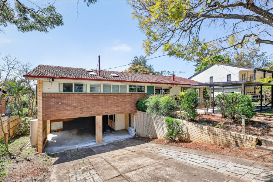 334 Fig Tree Pocket Road Fig Tree Pocket , QLD 4069 