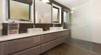 162 Chapel Hill Road Chapel Hill , QLD 4069 