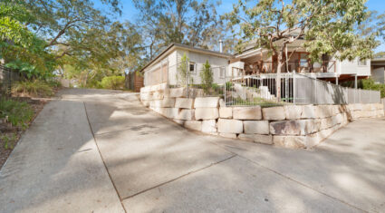 162 Chapel Hill Road Chapel Hill , QLD 4069 