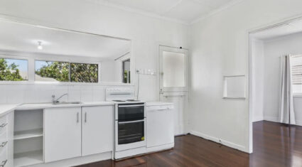 Room 1 - 8 Stourbridge St Mount Gravatt , QLD 4122 Australia