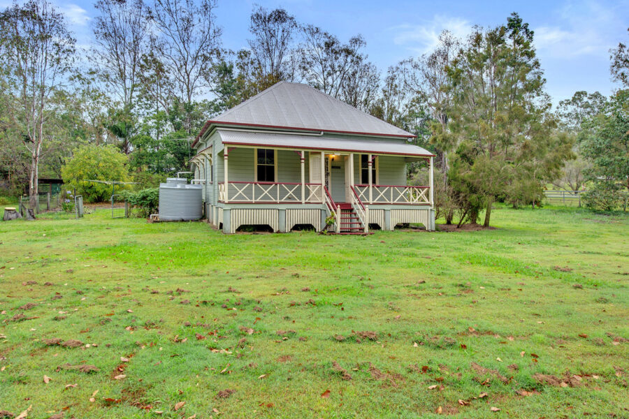 631 Hawkesbury Road ANSTEAD , QLD 4070