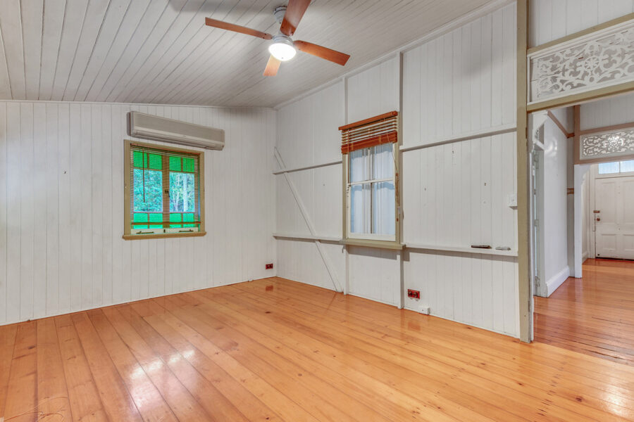 631 Hawkesbury Road ANSTEAD , QLD 4070