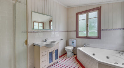 631 Hawkesbury Road ANSTEAD , QLD 4070 