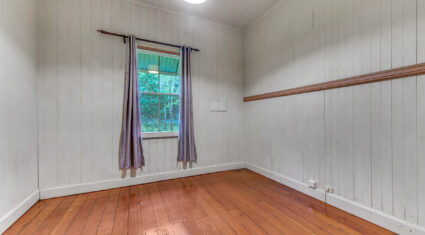 631 Hawkesbury Road ANSTEAD , QLD 4070 