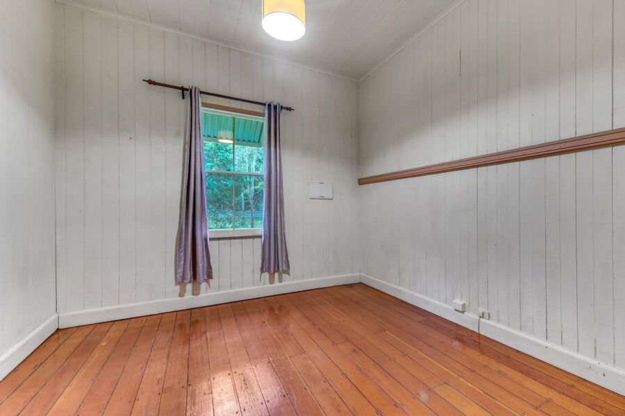 631 Hawkesbury Road ANSTEAD , QLD 4070