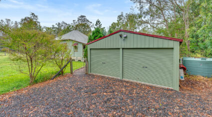 631 Hawkesbury Road ANSTEAD , QLD 4070 