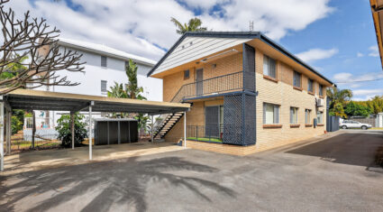 1/89 Petrel Ave Mermaid Beach , QLD 4218 Australia