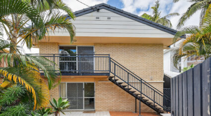 1/89 Petrel Ave Mermaid Beach , QLD 4218 Australia