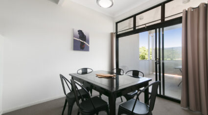 3/18 Highview Terrace St Lucia , QLD 4067 Australia