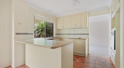 8 Deborah Place Westlake , QLD 4074 