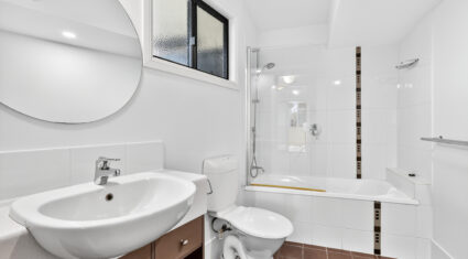 2/32 Pegg Rd Rocklea , QLD 4106 Australia