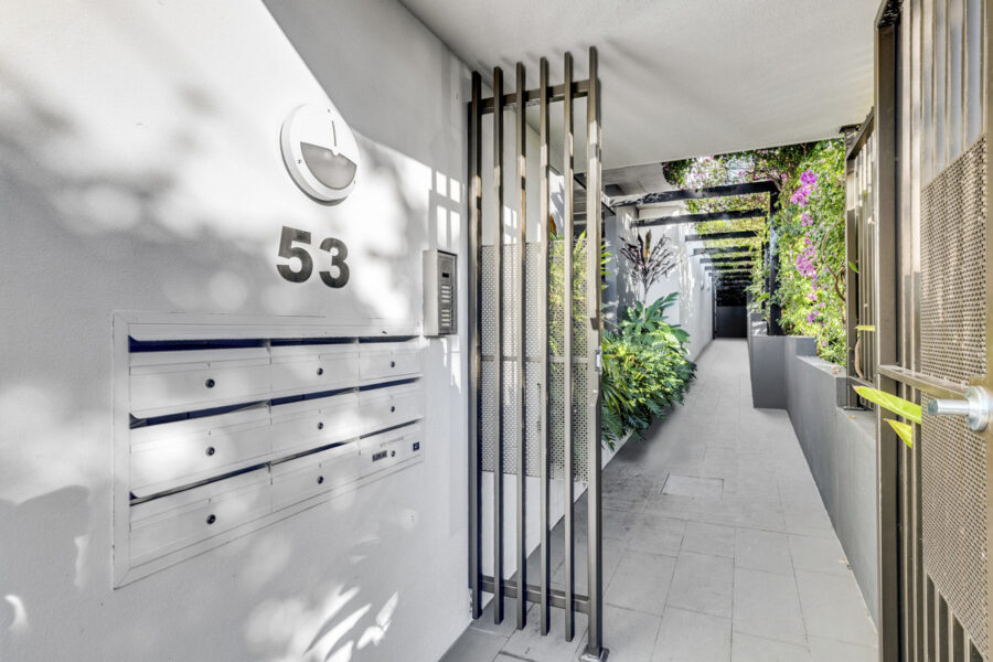 2/53 Gordon Street Greenslopes , QLD 4120 