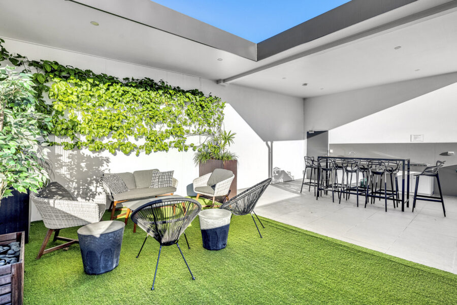 2/53 Gordon Street Greenslopes , QLD 4120 