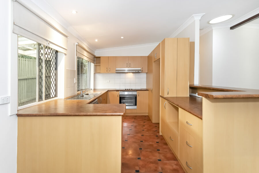 2 Fenchurch Street Fig Tree Pocket , QLD 4069 