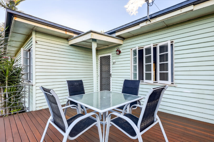 27 Deakin St Everton Park , QLD 4053 Australia