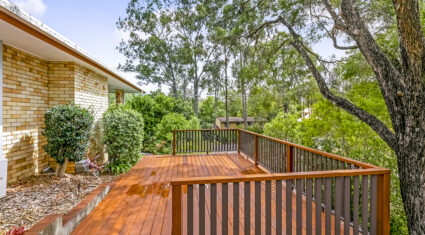 8 Bina St Chapel Hill , QLD 4069 Australia