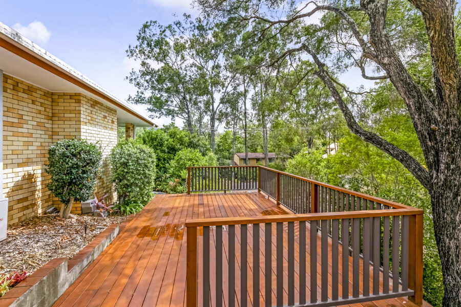 8 Bina St Chapel Hill , QLD 4069 Australia