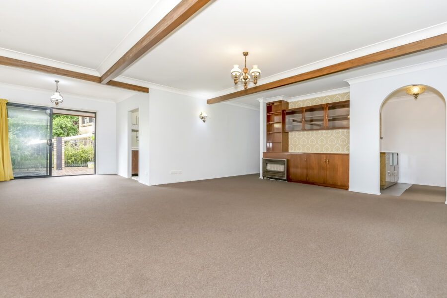 8 Bina St Chapel Hill , QLD 4069 Australia