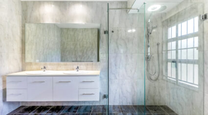 8 Bina St Chapel Hill , QLD 4069 Australia