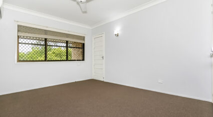 8 Bina St Chapel Hill , QLD 4069 Australia