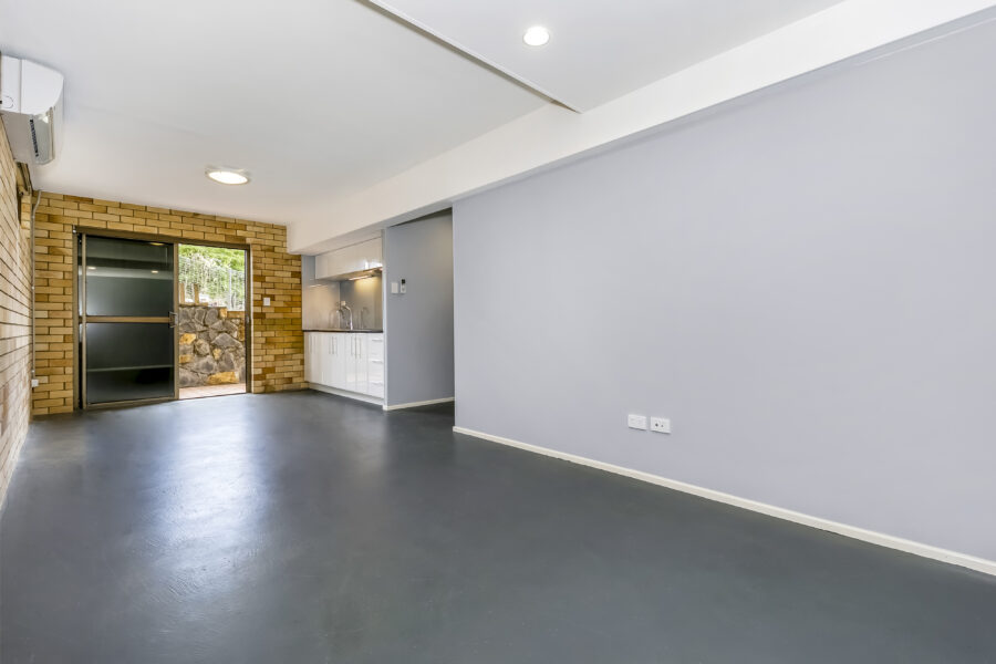 8 Bina St Chapel Hill , QLD 4069 Australia