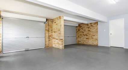 8 Bina St Chapel Hill , QLD 4069 Australia