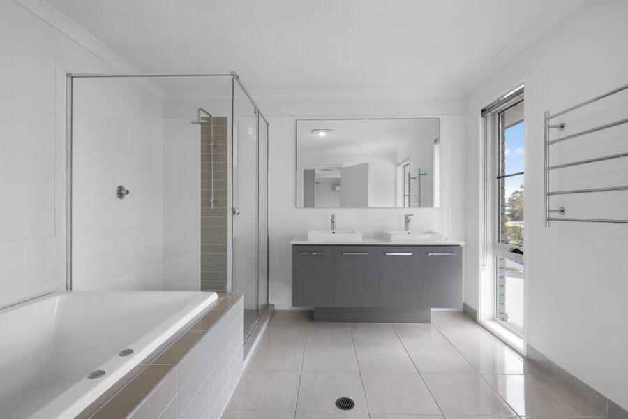 44 Stanaway Place Bellbowrie , QLD 4070