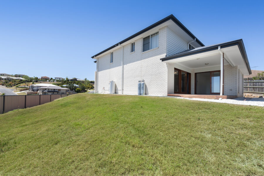 44 Stanaway Place Bellbowrie , QLD 4070