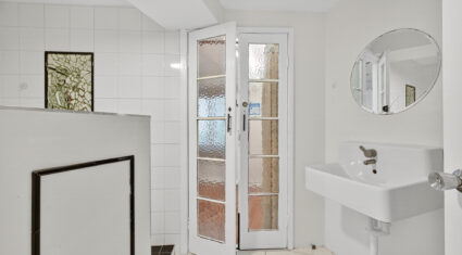 Room 4 - 87 Venner Rd Annerley , QLD 4103 Australia