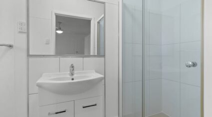 1/12 Little Maryvale St Toowong , QLD 4066 Australia