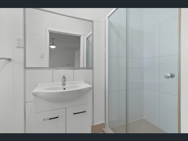 1/12 Little Maryvale St Toowong , QLD 4066 Australia