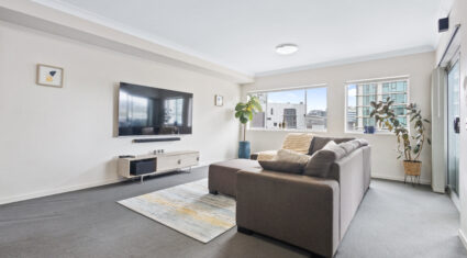 605/8 Kyabra Street Newstead , QLD 4006 Australia