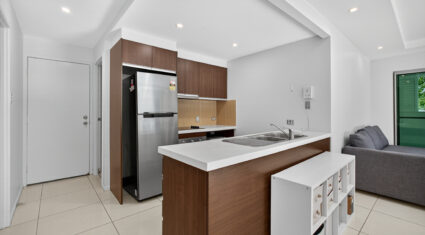 102/28 Dengate Ln St Lucia , QLD 4067 Australia