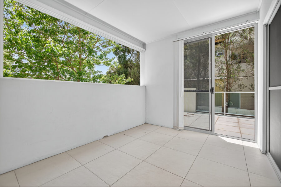 102/28 Dengate Ln St Lucia , QLD 4067 Australia