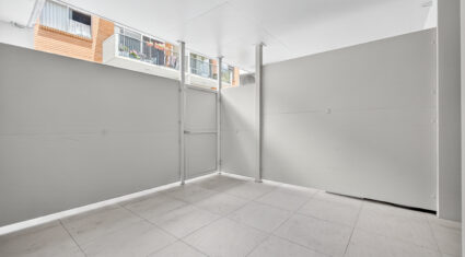 102/28 Dengate Ln St Lucia , QLD 4067 Australia