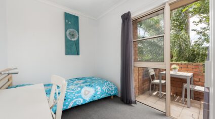 8/8 Carr Street St Lucia , QLD 4067 AUS