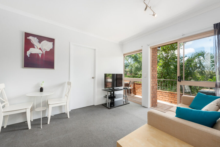 8/8 Carr Street St Lucia , QLD 4067 AUS