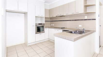 6/25 McGregor Ave Lutwyche , QLD 4030 Australia