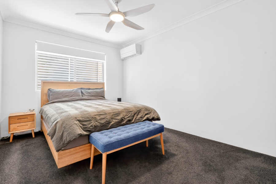 1/15 Weston St Coorparoo , QLD 4151 Australia