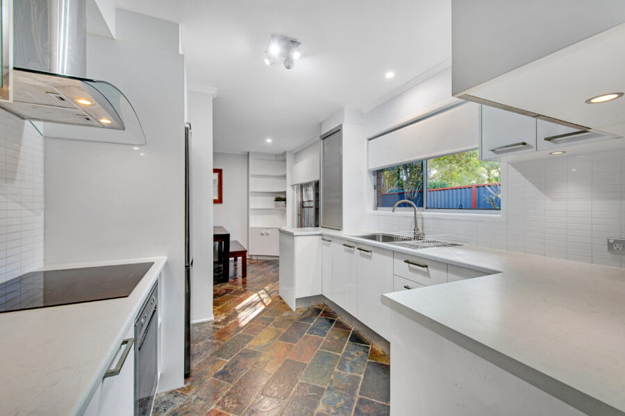 1/129 Spitfire Ave Strathpine , QLD 4500 Australia