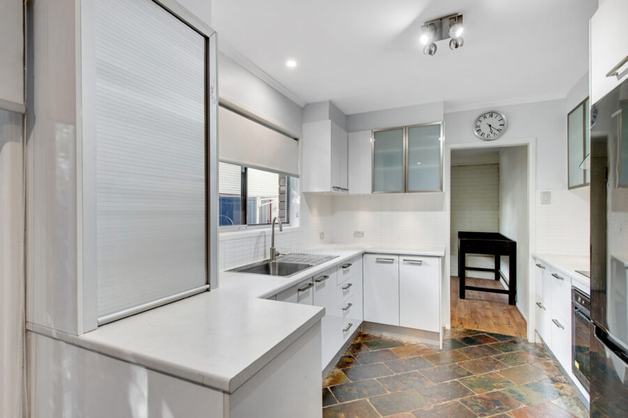 1/129 Spitfire Ave Strathpine , QLD 4500 Australia