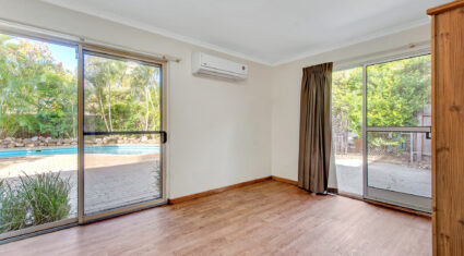 1/129 Spitfire Ave Strathpine , QLD 4500 Australia