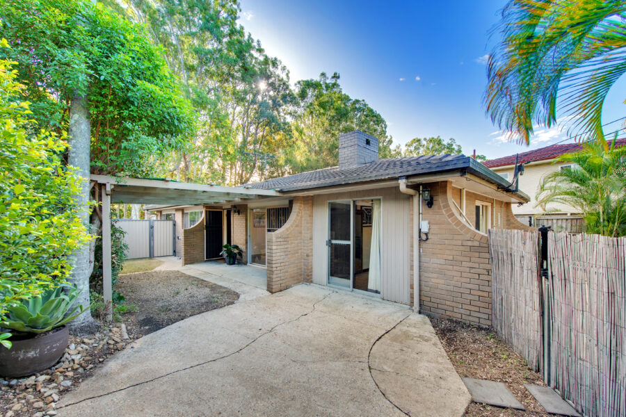 1/129 Spitfire Ave Strathpine , QLD 4500 Australia