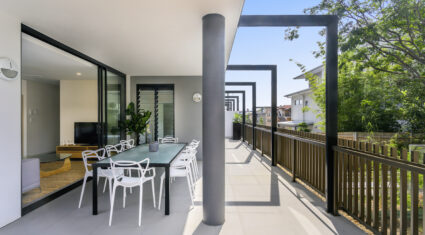 3/53 Gordon Street Greenslopes , QLD 4120